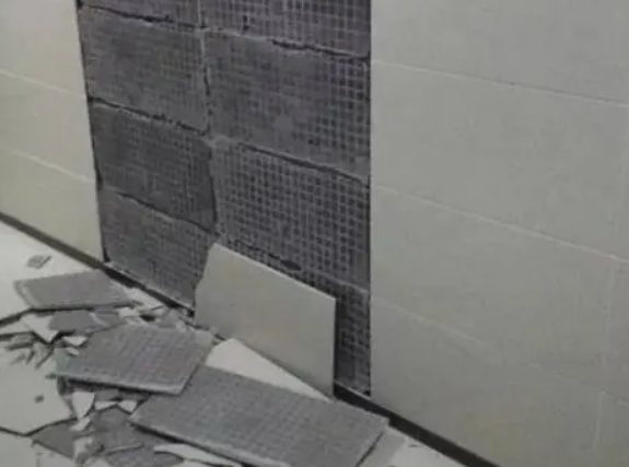 单县瓷砖空鼓维修公司分享下单县墙砖松动维修的知识
